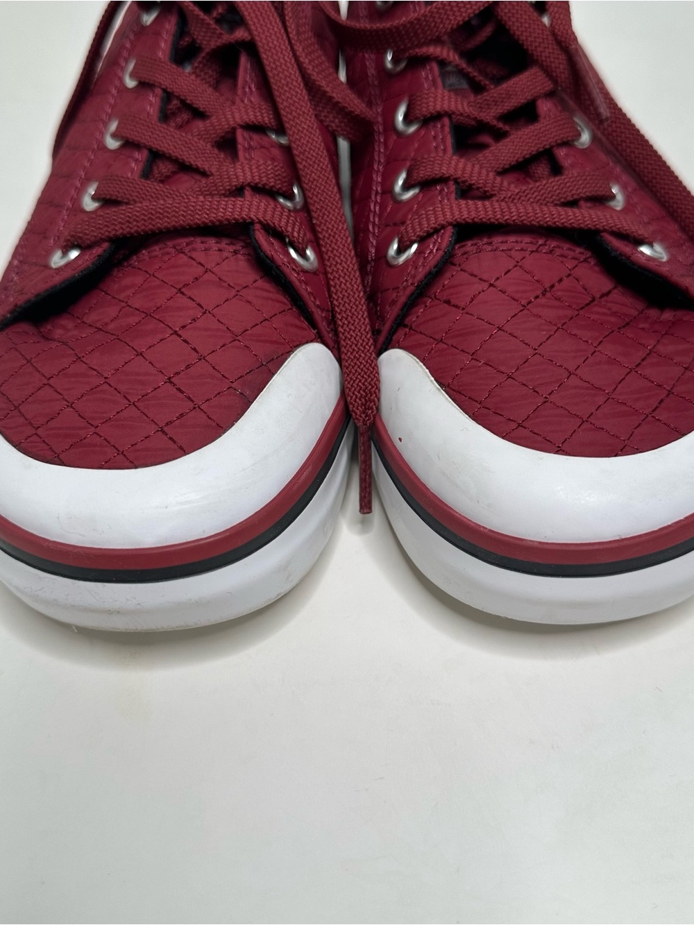 KEEN Elsa III Quilted Sneakers Merlot Star White Womens Size 8 - Picture 4 of 7